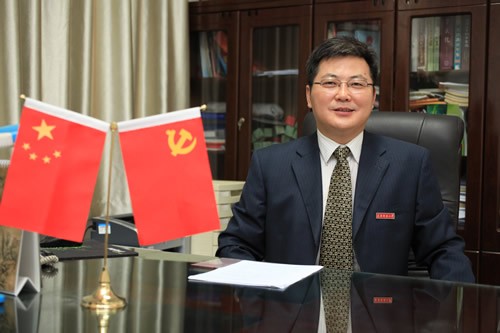 张爱华